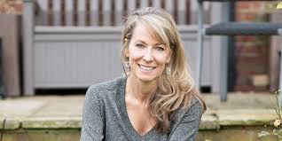 Dr. Renee Hoenderkamp